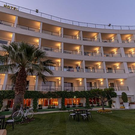 Ramada Resort By Wyndham El Puerto de Mazarrón Екстериор снимка